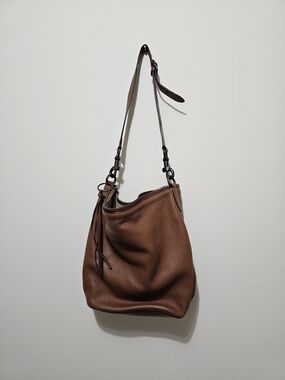 Coach 1941 Large Duffle Shoulder Bag Glovetanned Pebble Leather Saddle Tan 